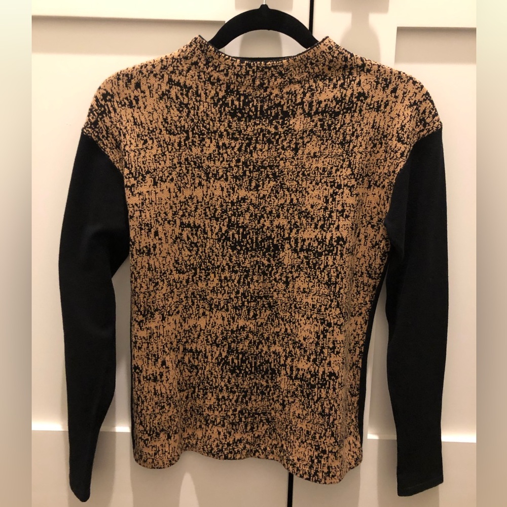Brown and black Per Se sweater in XS